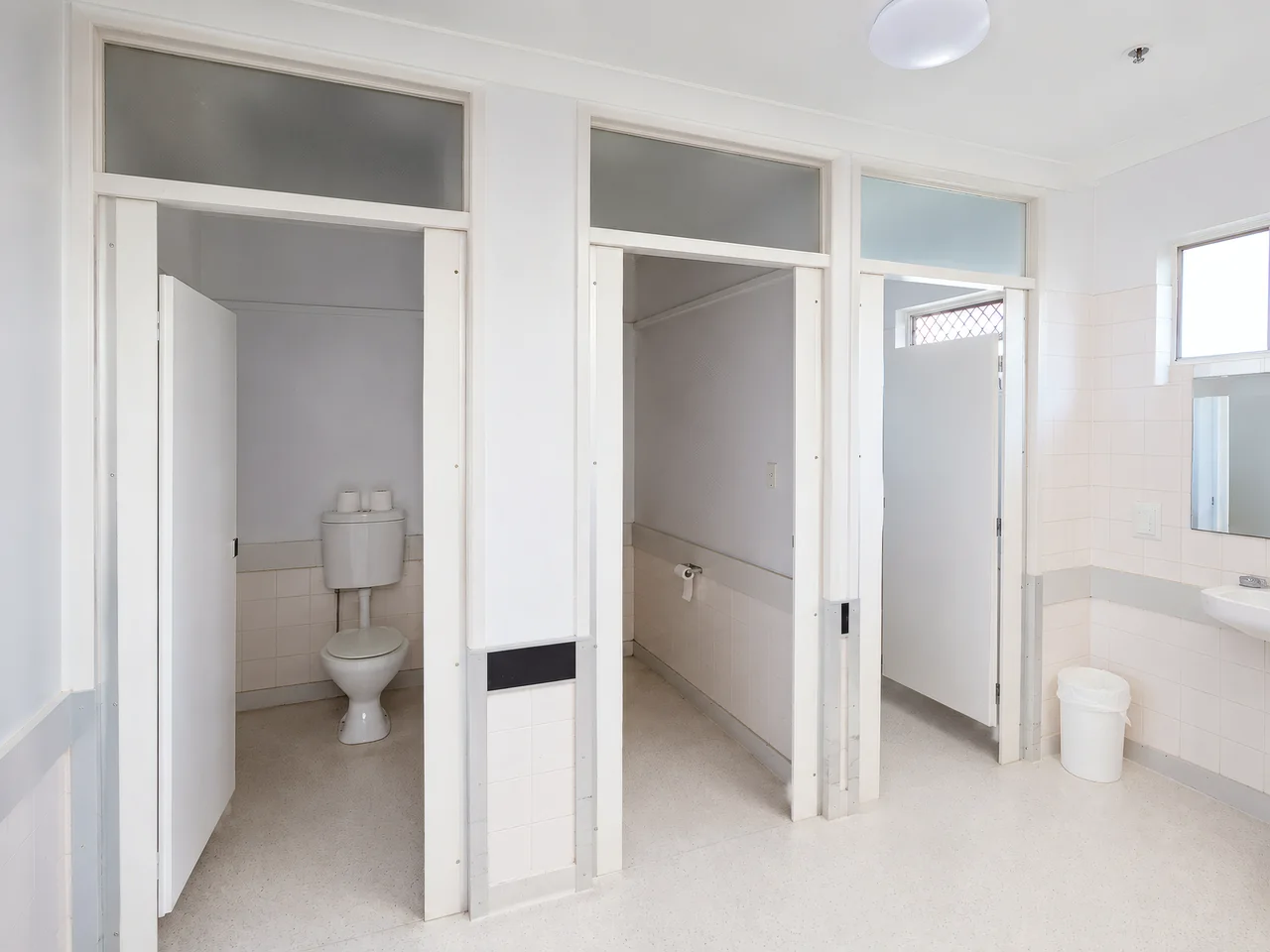 Standard Single Room — view 5